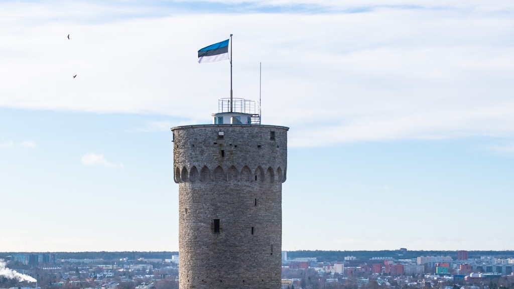 Lipp Pika Hermani tornis.jpg