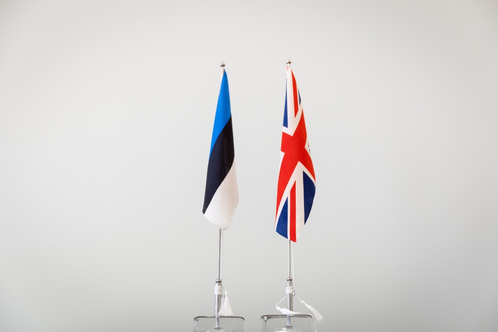 eesti ja briti lipp.jpg