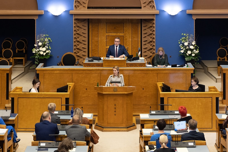 Kaja Kallas Riigikogu kõnepuldis