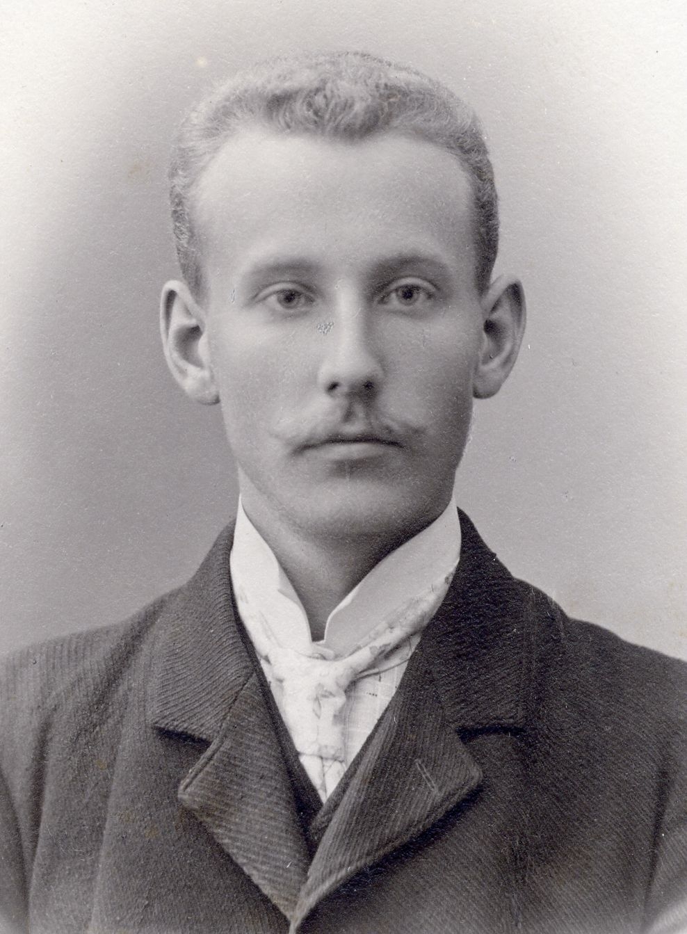 Kaarel Eenpalu üliõpilasena.